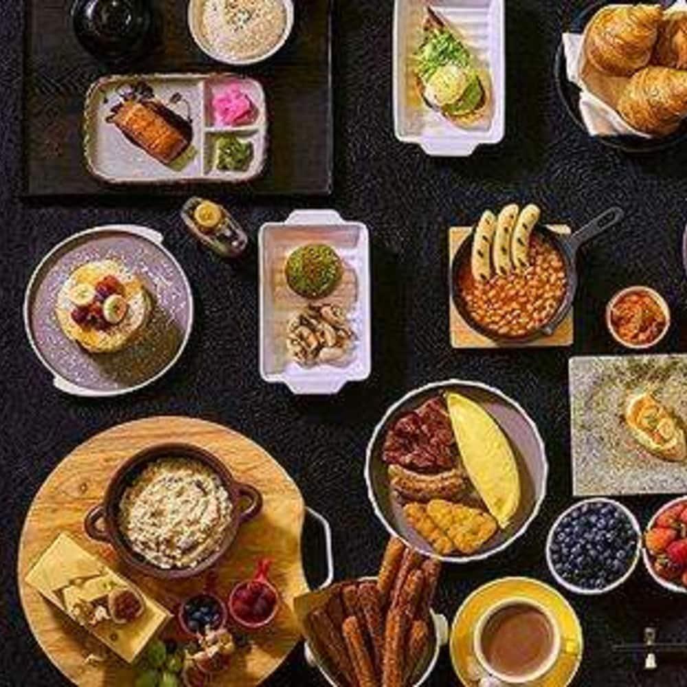 Hongyi Hotel Wuhan Extérieur photo
